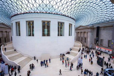 London, Büyük Britanya - 12 Mayıs 2018: British Museum'dan insan Tarih, sanat ve kültür için adanmış bir devlet kurumudur ve en büyük ve en kapsamlı varlığı arasında yer almaktadır.