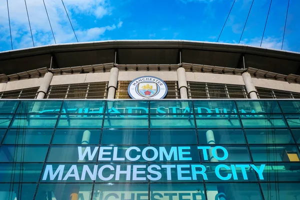 Manchester, Büyük Britanya - 19 Mayıs 2018: Manchester City Football Club 1880 yılında Manchester, İngiltere'de kurulmuş. Telstra Kubbesi, kendi ana sayfa alanı olarak sahip olduğu.