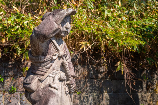 Место захоронения Белого Тигра (Byakkutai) на горе. Иимори - молодой самурай-подросток, воевавший и покончивший жизнь самоубийством во время Боссийской войны
