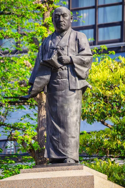 日本东京 2018年4月20日 Oishi Kuranosuke 的雕像 位忠实的浪人领袖 泉岳寺寺最受欢迎的日本历史故事之一 — 图库照片