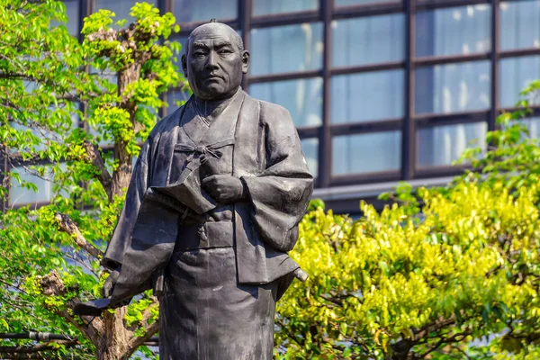 Tokio Japón Abril 2018 Estatua Oishi Kuranosuke Líder Ronin Leales —  Fotos de Stock