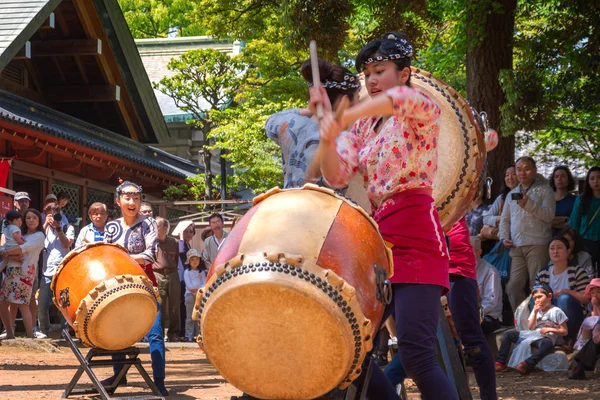 Токио Япония Апреля 2018 Года Неопознанная Группа Женщин Исполняет Японский — стоковое фото