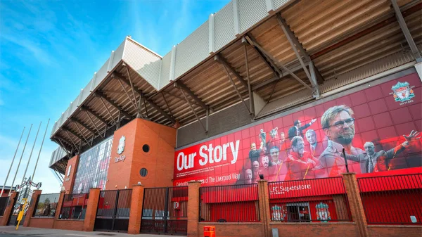 A Sala De Mudança No Estádio De Anfield Em Liverpool, Reino Unido Imagem  Editorial - Imagem de britânico, cidade: 122762180