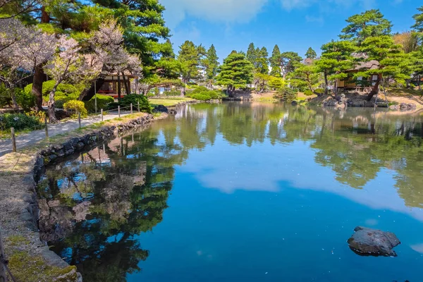 福島県会津若松市で Oyakuen の薬草園 — ストック写真