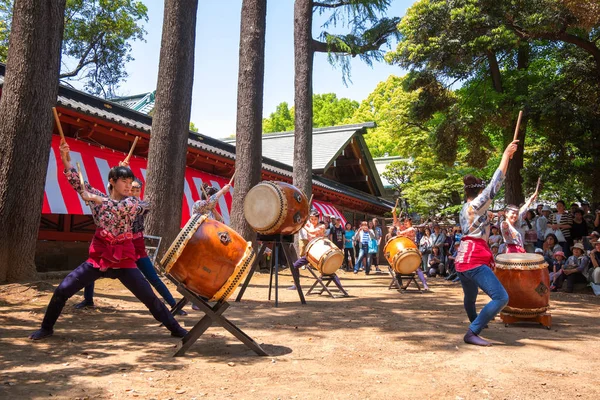 Tokio Japonia Kwietnia 2018 Niezidentyfikowane Grupy Kobiet Wykonać Japoński Taiko — Zdjęcie stockowe