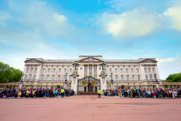 Londres Reino Unido Mayo 2018 Grupo Personas Identificadas Reúnen Frente — Foto de Stock