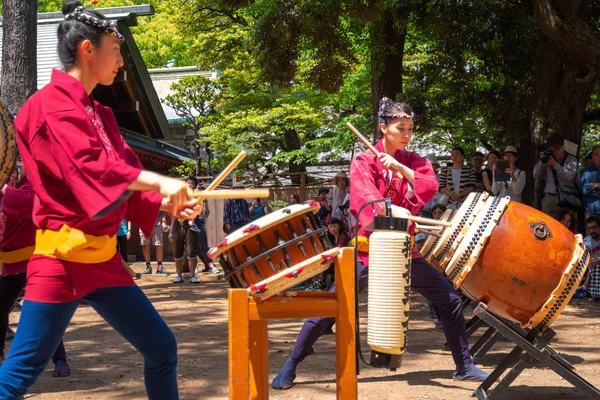 Tokyo Japan April 2018 Oidentifierad Grupp Kvinnor Utföra Japanska Taiko — Stockfoto