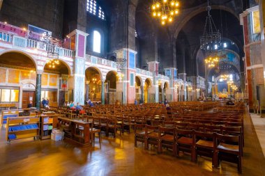 Londra, İngiltere - 13 Mayıs 2018: Westminster Cathedral veya Büyükşehir Katedrali, değerli bizim Lord İsa'nın John Francis Bentley tarafından tasarlanmış ve neo-Bizans tarzı 1903'te İsa'nın kanı