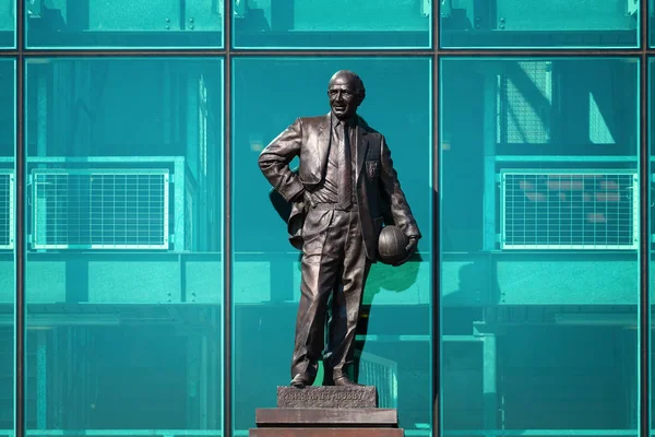 Manchester Mai 2018 Statue Bronze Sir Matt Busby Stade Old Images De Stock Libres De Droits