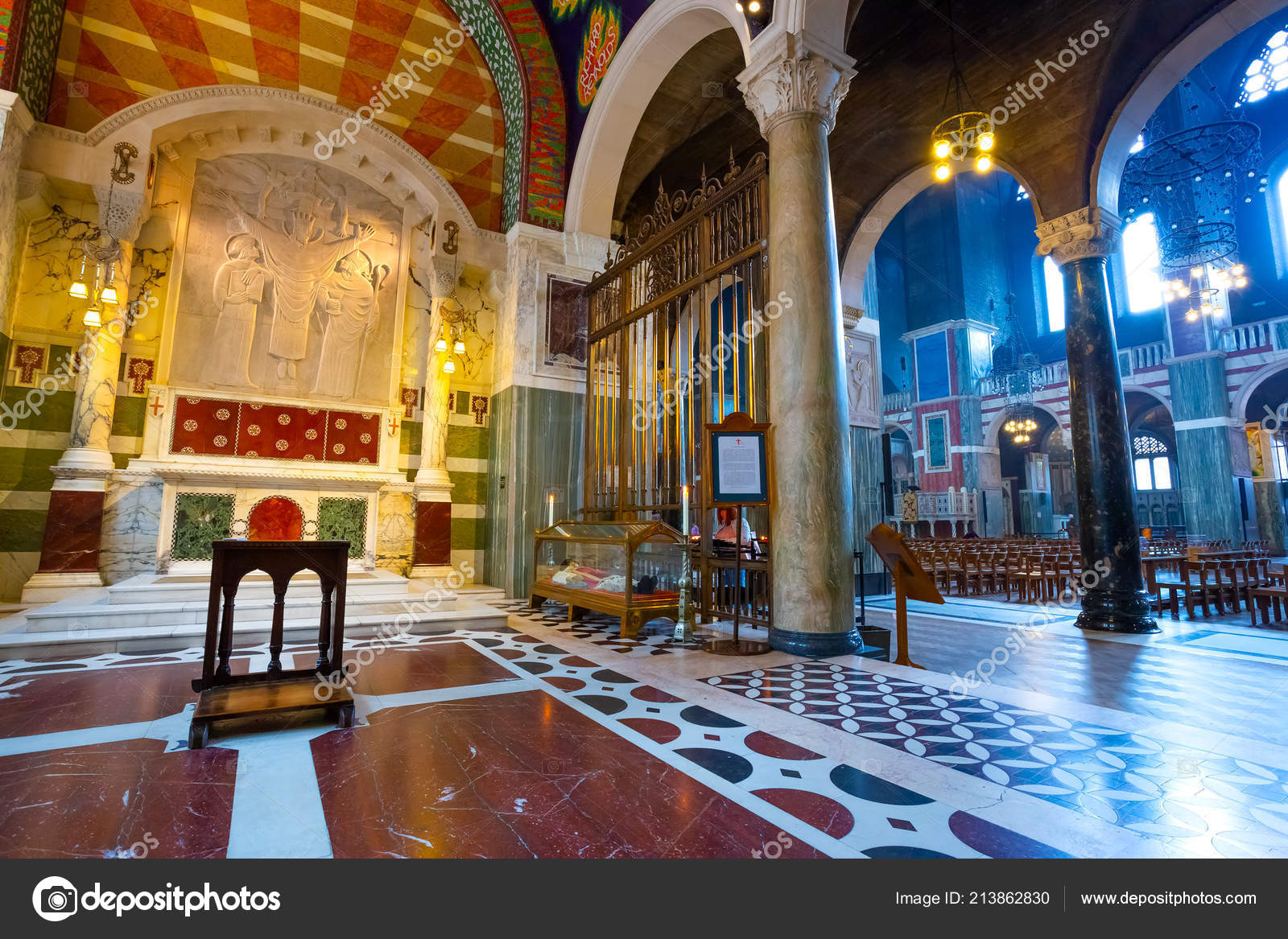 London May 2018 Interior Westminster Cathedral Body John