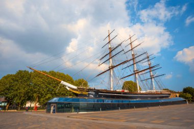 Cutty Sark, tarihsel çay kesme makinesi gemi Greenwich, Londra, İngiltere Londra, İngiltere - 21 Mayıs 2018: Cutty Sark inşa 1869 yılında, son ve en hızlı çay makası biri, bir müze gemisi ulusal tarihi filo ve popüler bir parçası olarak korundu