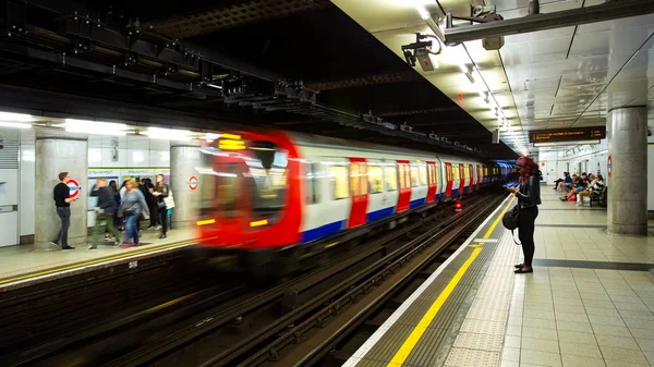 London May 2018 Unidentified People Travel Underground Train Network London — Stock Photo, Image