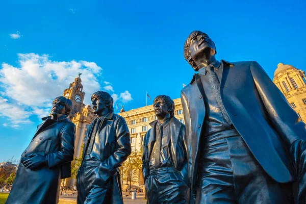 Leverpool Mai 2018 Bronzestatue Der Beatles Steht Molenkopf Ufer Des — Stockfoto