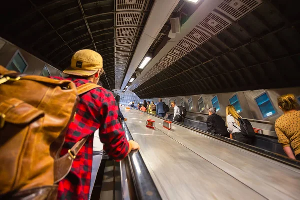 London May 2018 Unidentified People Travel Underground Train Network London — Stock Photo, Image