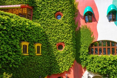 Tokyo, Japonya - 29 Nisan 2018: Ghibli Müzesi Japon animasyon Studio Ghibli, çalışmalarını çocuk, teknoloji ve sanat ve animasyon tekniği için adanmış finearts özelliklerini gösteren bir yerdir