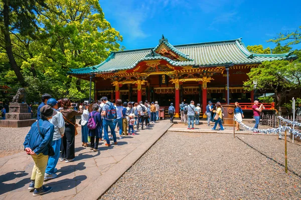 2018年4月29日 根津神社成立于 1705年 是该市最古老的祭祀场所之一 以其杜鹃花节而闻名 早在年初就可以 — 图库照片
