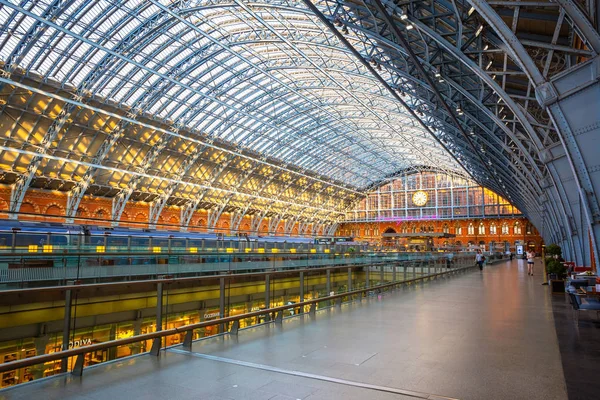 Stanice Pancras Londýně Velká Británie — Stock fotografie