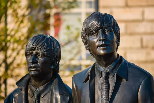 Liverpool Regno Unito Maggio 2018 Statua Bronzo Dei Beatles Pier — Foto Stock