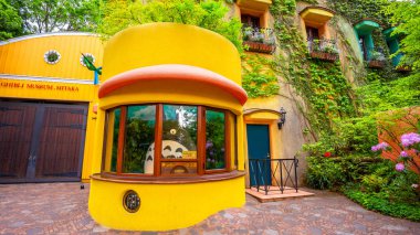 Tokyo, Japonya - 29 Nisan 2018: Ghibli Müzesi Japon animasyon Studio Ghibli, çalışmalarını çocuk, teknoloji ve sanat ve animasyon tekniği için adanmış finearts özelliklerini gösteren bir yerdir