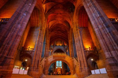 Liverpool, İngiltere - 16 Mayıs 2018: Bir tasarım Giles Gilbert Scott, 1904 ve 1978 yılları arasında inşa edilmiştir Liverpool Katedrali dayalı ve bu dünyanın en büyük Anglikan Kilisesi
