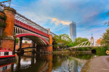 Castlefield, Manchester, İngiltere'de şehir içi koruma alanında 