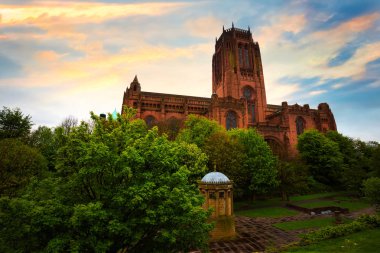 Liverpool Katedrali veya katedral kilise Mesih'in yükseldi, Liverpool İngiltere'de 