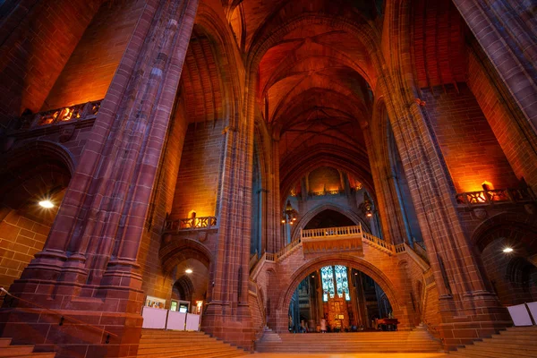 Liverpool, İngiltere - 16 Mayıs 2018: Bir tasarım Giles Gilbert Scott, 1904 ve 1978 yılları arasında inşa edilmiştir Liverpool Katedrali dayalı ve bu dünyanın en büyük Anglikan Kilisesi