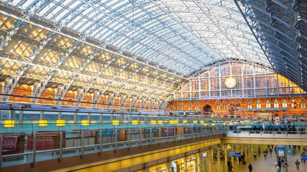 Londres Reino Unido Mayo 2018 Estación Pancras Una Terminal Ferroviaria — Foto de Stock