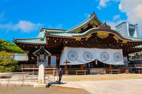 Yasukuni Shrine Shinto Shrine Tokyo Founded Emperor Meiji Commemorates Anyone — Stock Photo, Image