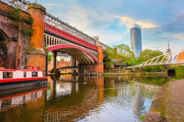 Castlefield, Manchester, İngiltere'de şehir içi koruma alanında 