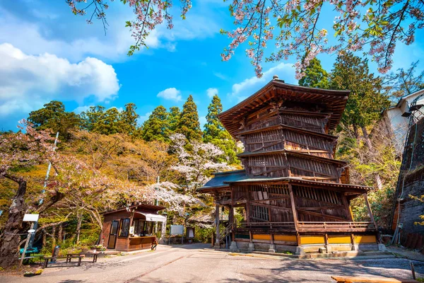 Aizu Sazaedo Tapınağı Fukushima Japan Kiraz Çiçeği Ile — Stok fotoğraf