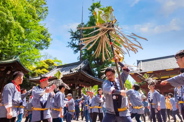 Tokio Japonia Kwietnia 2018 Niezidentyfikowanych Osób Parada Przez Ulicę Kuramae — Zdjęcie stockowe