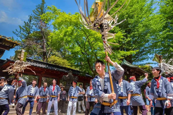 Tokio Japonia Kwietnia 2018 Niezidentyfikowanych Osób Parada Przez Ulicę Kuramae — Zdjęcie stockowe