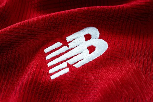 Primer plano de la camiseta de fútbol del Liverpool FC circa 2018-2019 — Foto de Stock