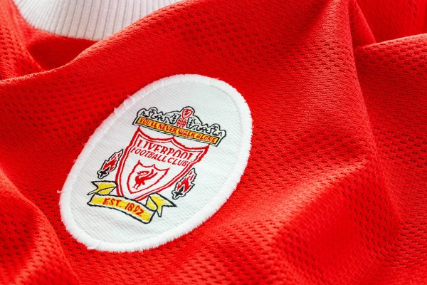 Primo piano della maglia casalinga del Liverpool FC circa 1998-2000 — Foto Stock