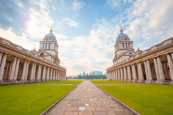 London, Verenigd Koninkrijk - mei 21 2018: De oude Royal Naval College oorspronkelijk — Stockfoto