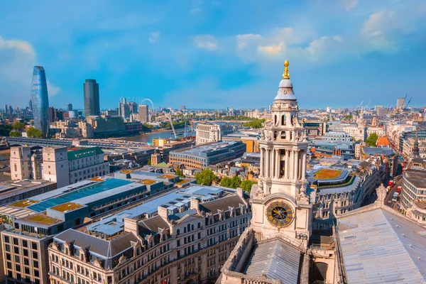 Vista de la ciudad de Londres desde la Galería de Oro de la Catedral de San Pablo — Foto de Stock