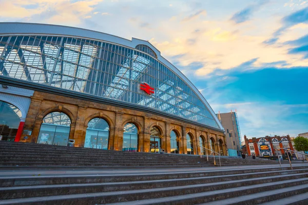 Liverpool Lime Street station in Liverpool, UK — Stock Photo, Image