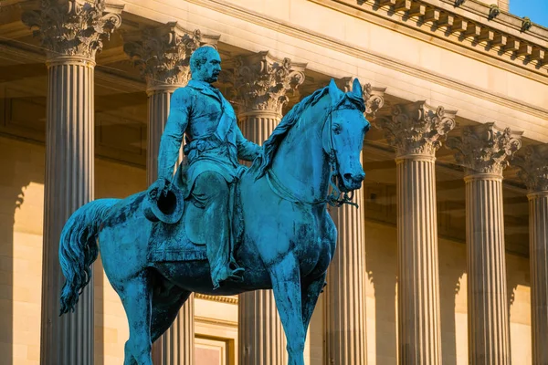 Prince Albert heykel St George 's Hall Liverpool, Ingiltere 'de — Stok fotoğraf