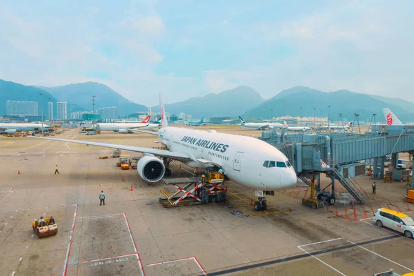 Jet flights dock in Hong Kong International Airport — Stock Photo, Image