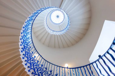 Süpürme Lale Merdivenleri Londra, İngiltere 'deki Queens House Müzesi' nden biridir.