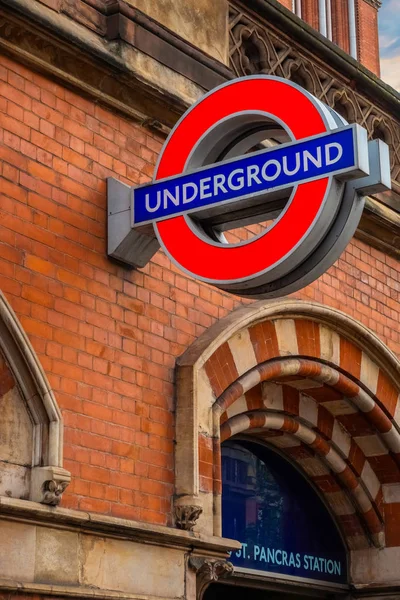 Estación de St Pancras en Londres, Reino Unido — Foto de Stock