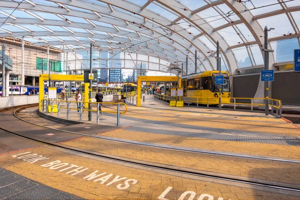 Tramway léger Metrolink à Manchester, Royaume-Uni — Photo