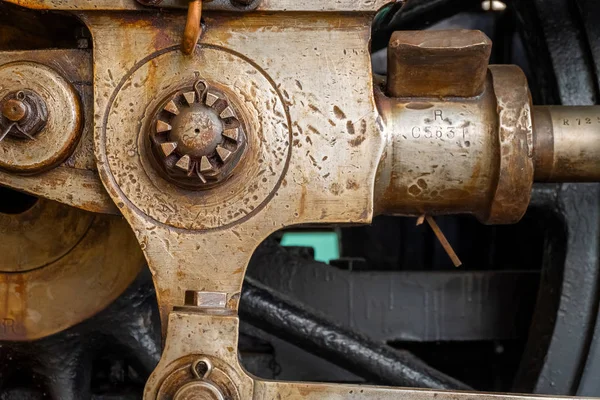 Close up van de stoom locomotief wielen — Stockfoto