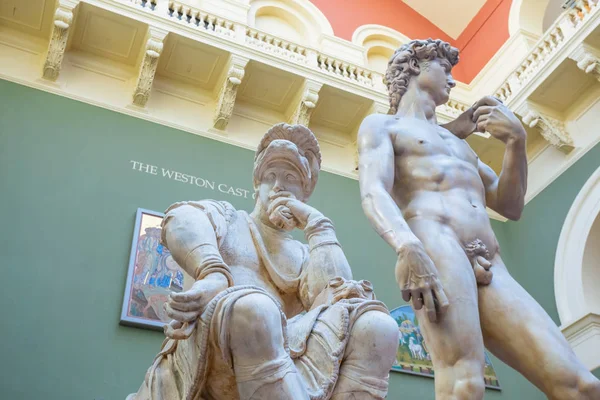 Victoria and Albert Museum a Londra, Regno Unito — Foto Stock