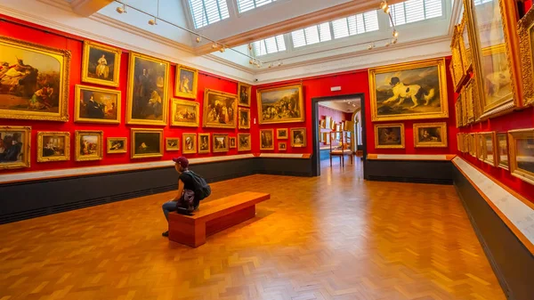 Victoria and Albert Museum in London, Großbritannien — Stockfoto