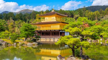Kyoto, Japonya-Ekim 27 2018: altın Pavilion-Kinkaku-Ji
