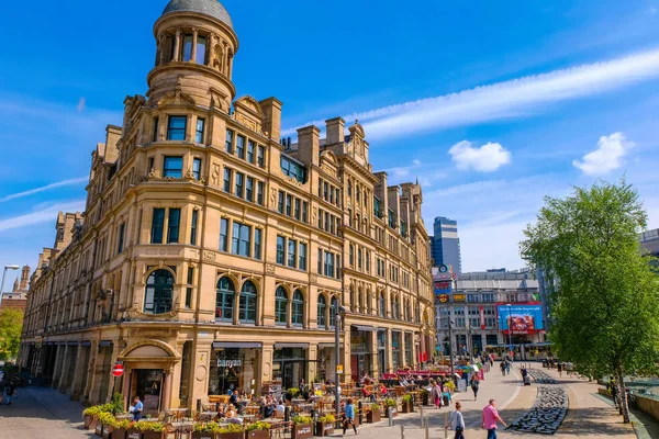 Cityscape and architecture at Manchester city centre — Stock Photo, Image