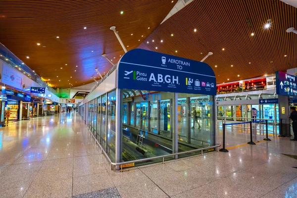 Internationaler Flughafen in Kuala Lumpur, Malaysia — Stockfoto