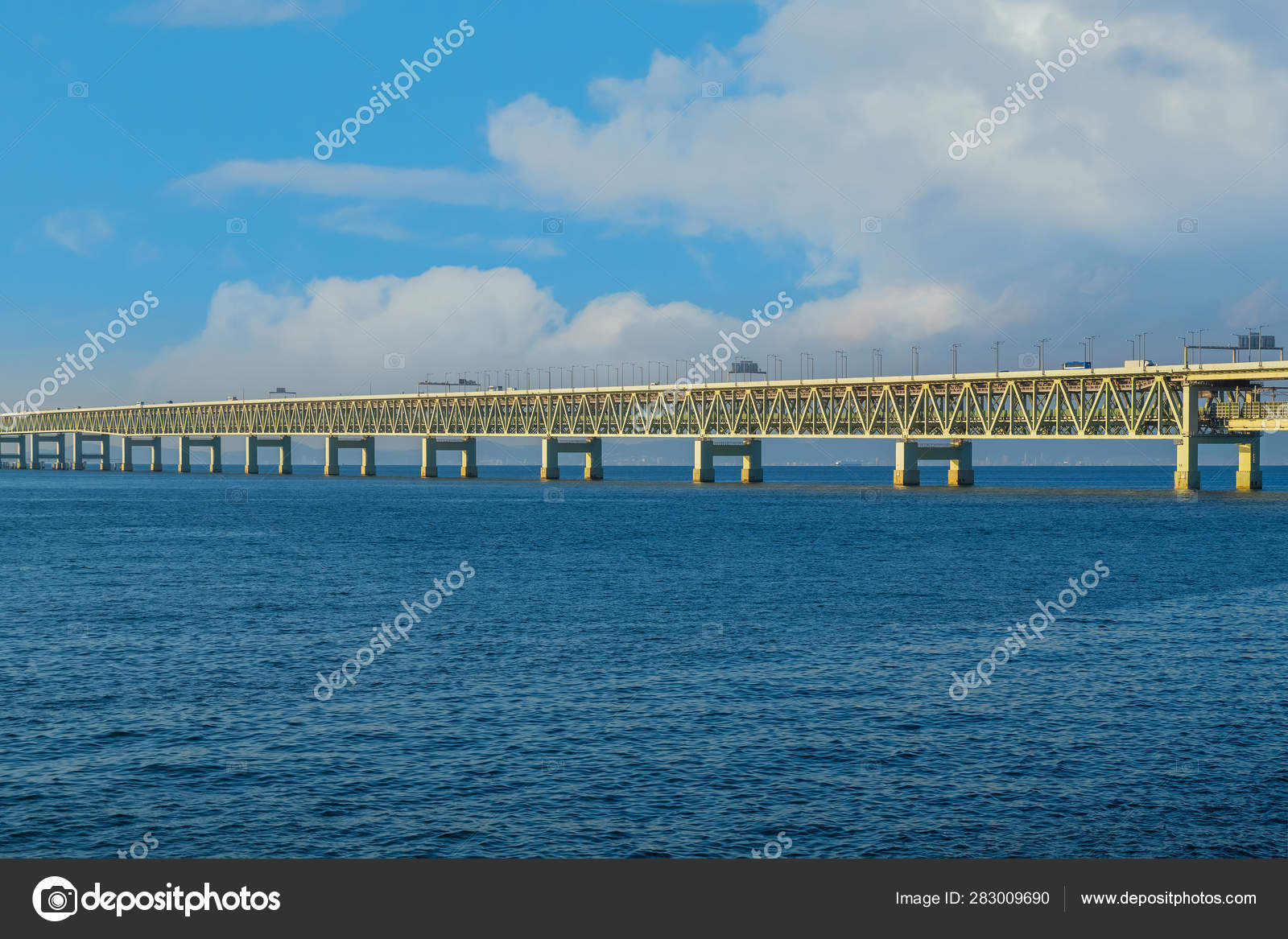 Sky Gate Bridge R Connects Kansai International Airport Of Osaka To The Osaka Mainland Stock Photo Image By C Cowardlion Sky Gate Bridge R Connects Kansai International Airport Of Osaka To The Osaka Mainland Stock Photo Image By C Cowardlion